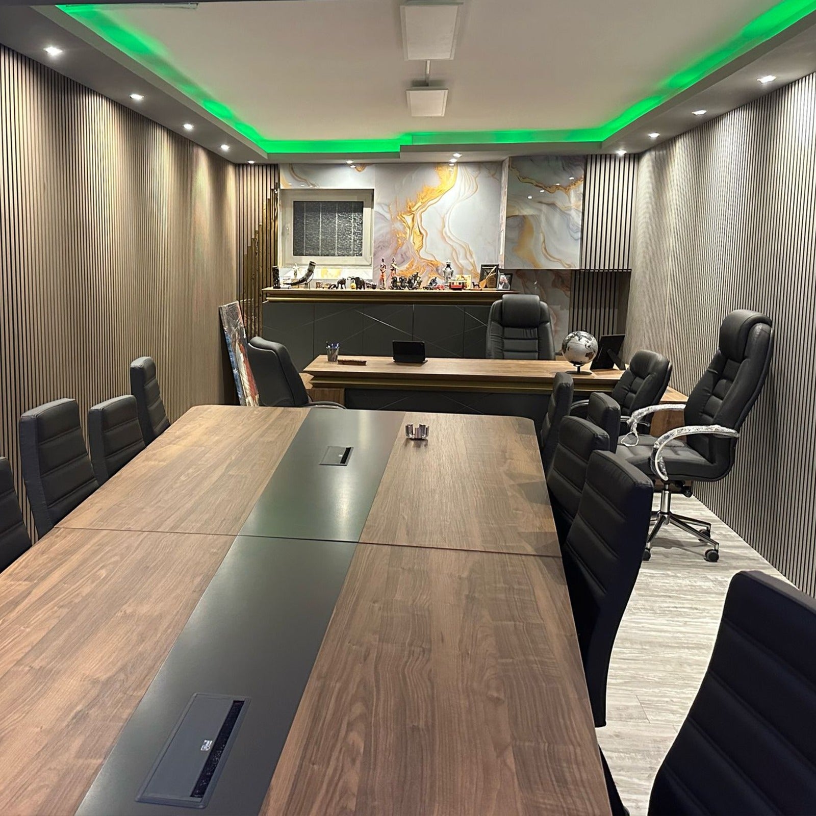 Mobilier de birou Germania - Muhammed Aktan