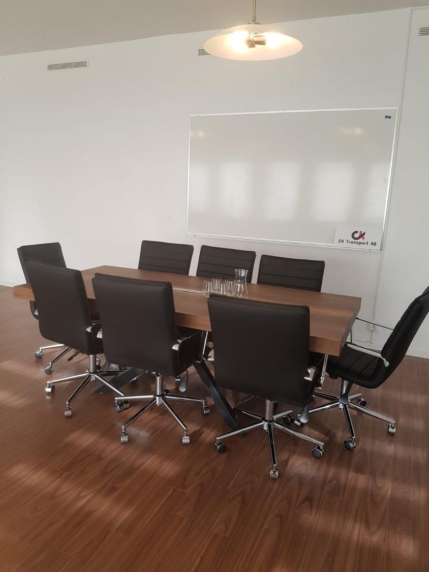 İsvec ofis mobilyaları Mr John Ck Transport
