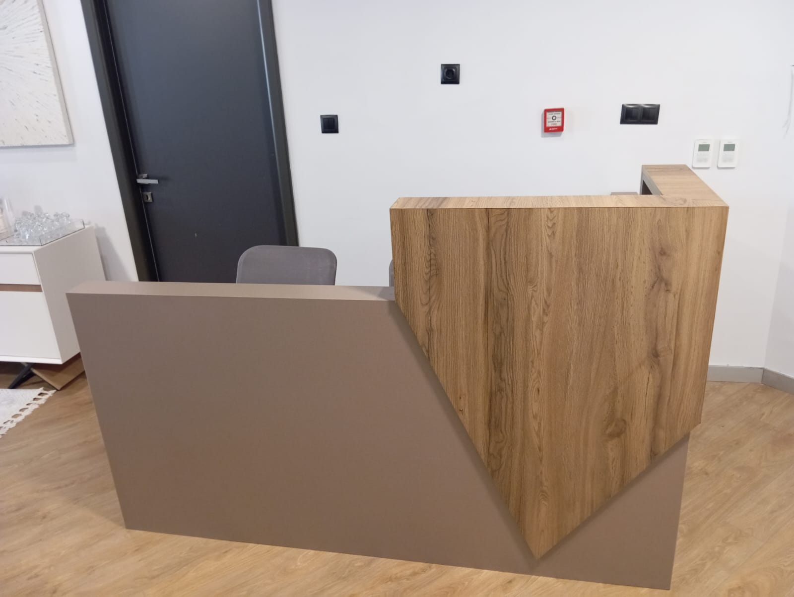 Reception Desk Roma