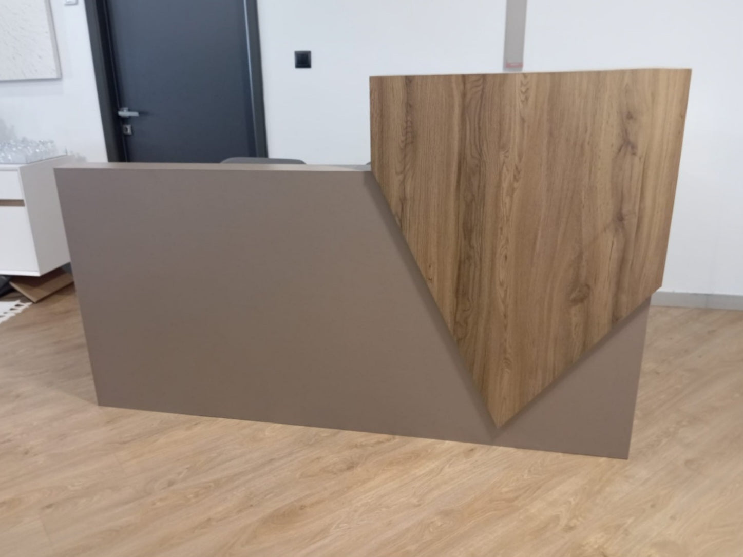 Reception Desk Roma