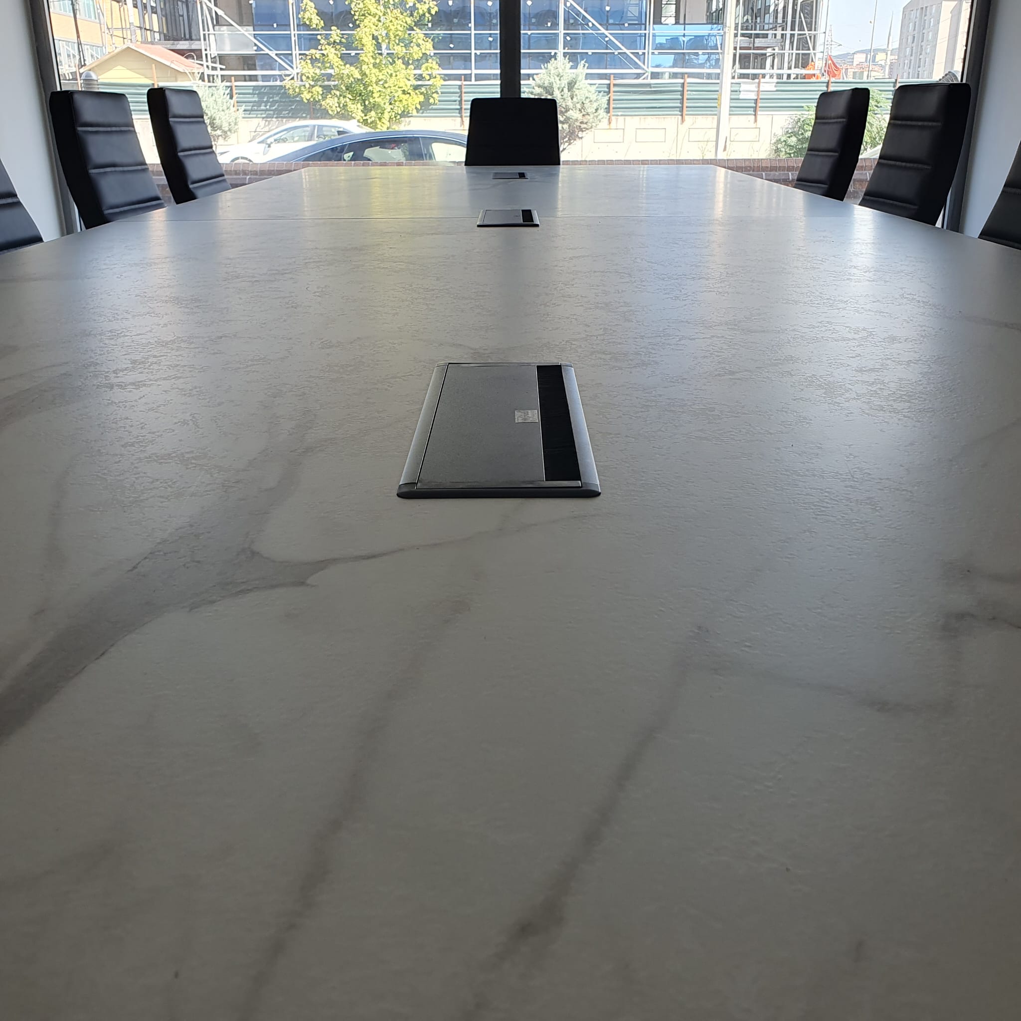 GökMetal Meeting Table
