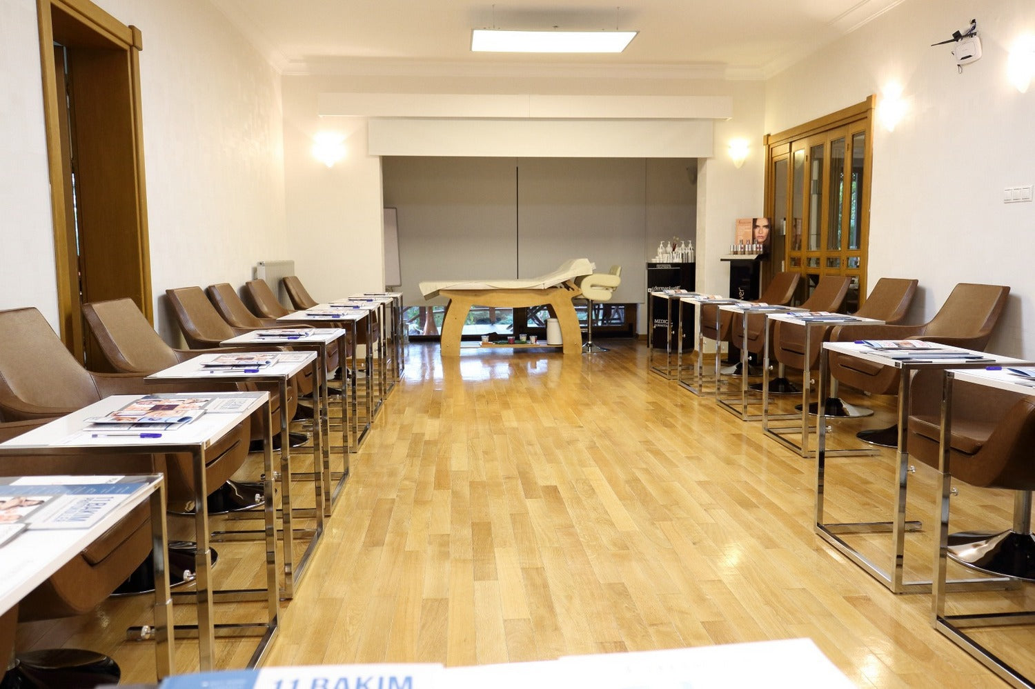 U Vip Toplantı Seminer Odası Kartal Estepharma