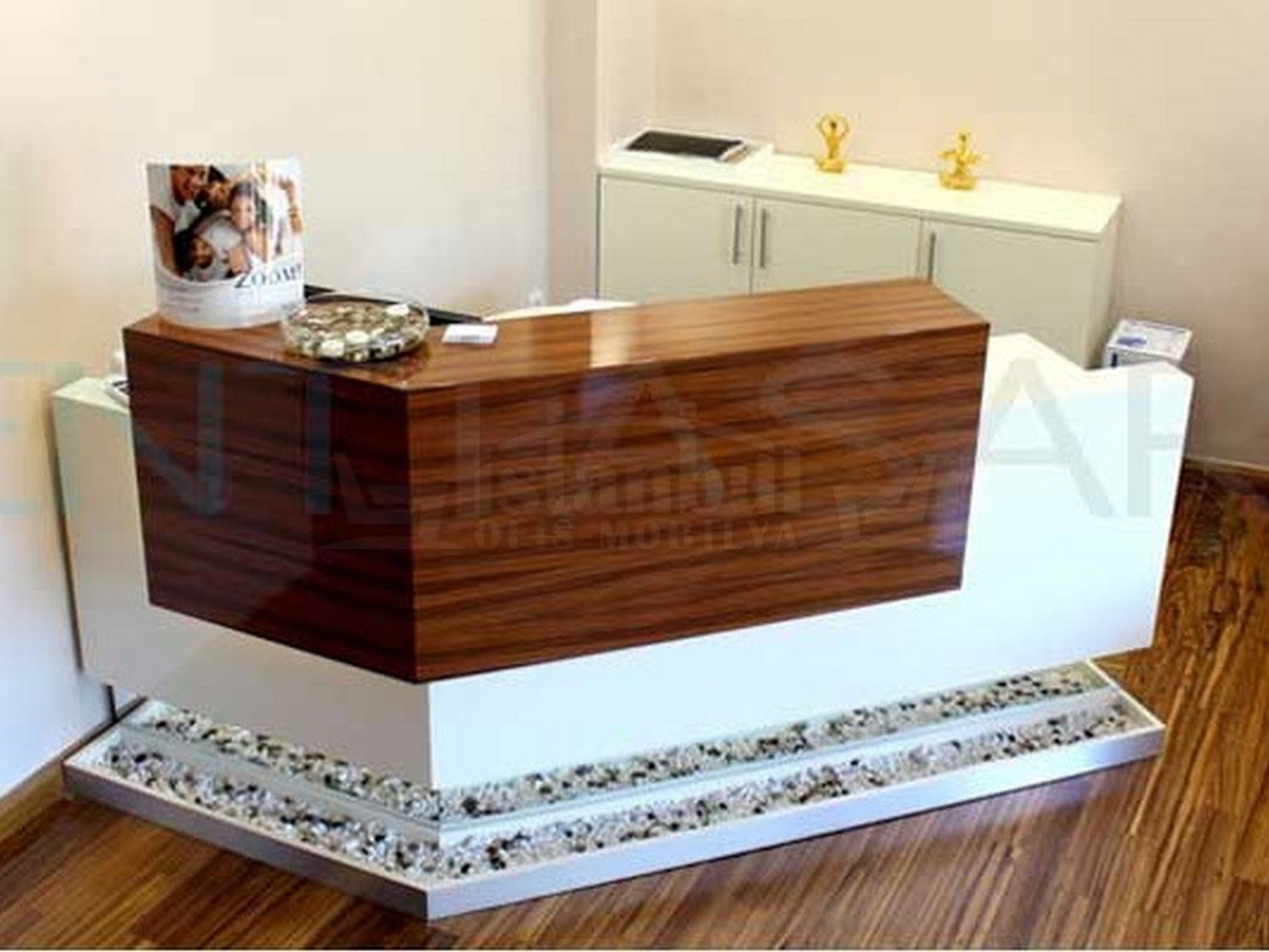 Lake Solid Wood Arezzo