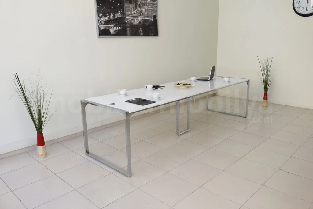 Büyük Apple Toplantı Masası ISTANBUL