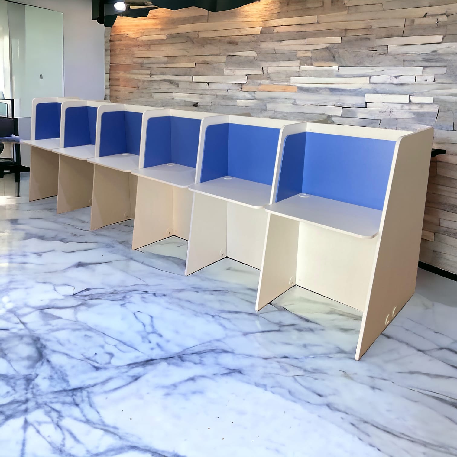 Call Center Desk