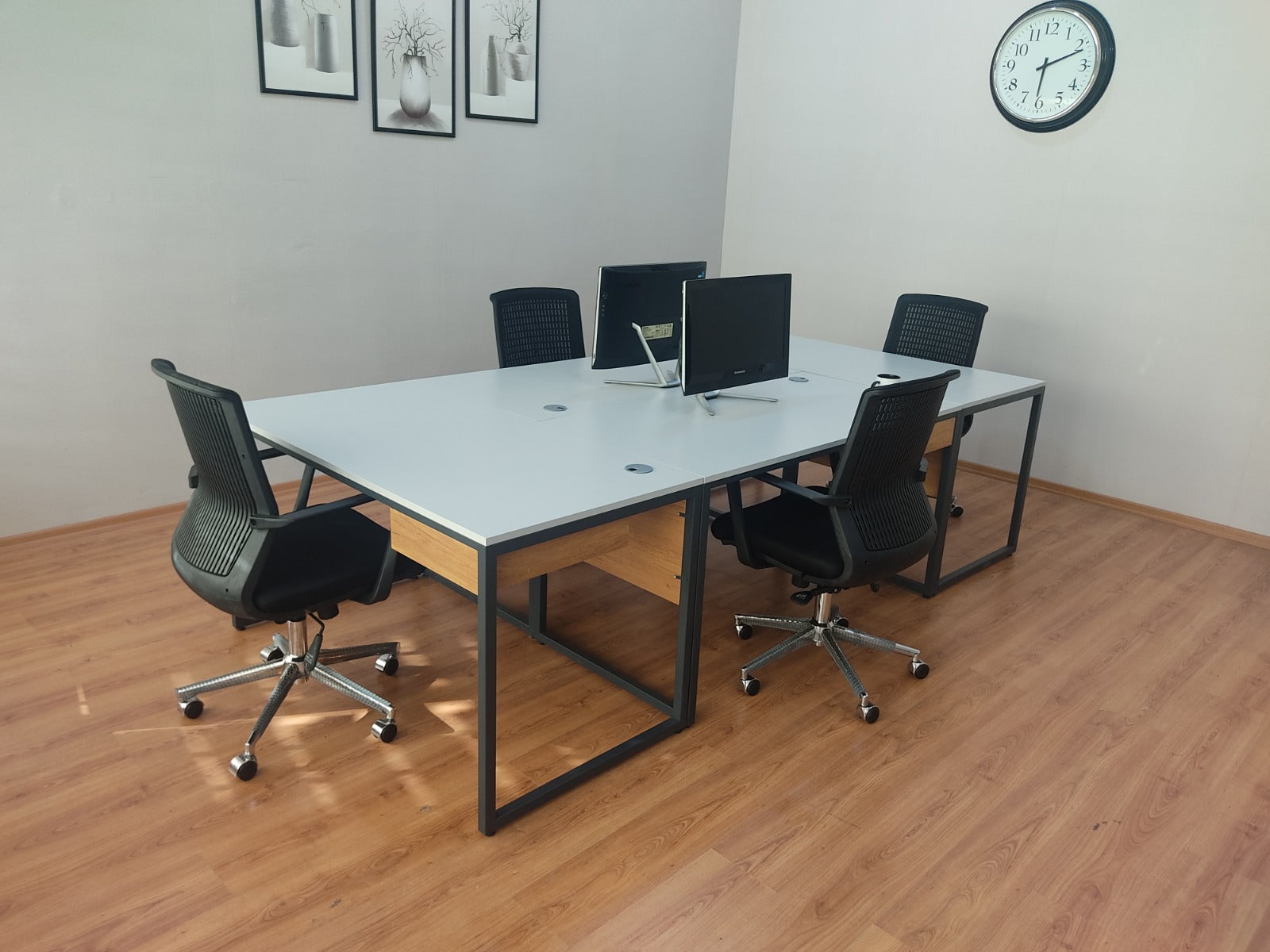 Zelinda 4-Person Desk