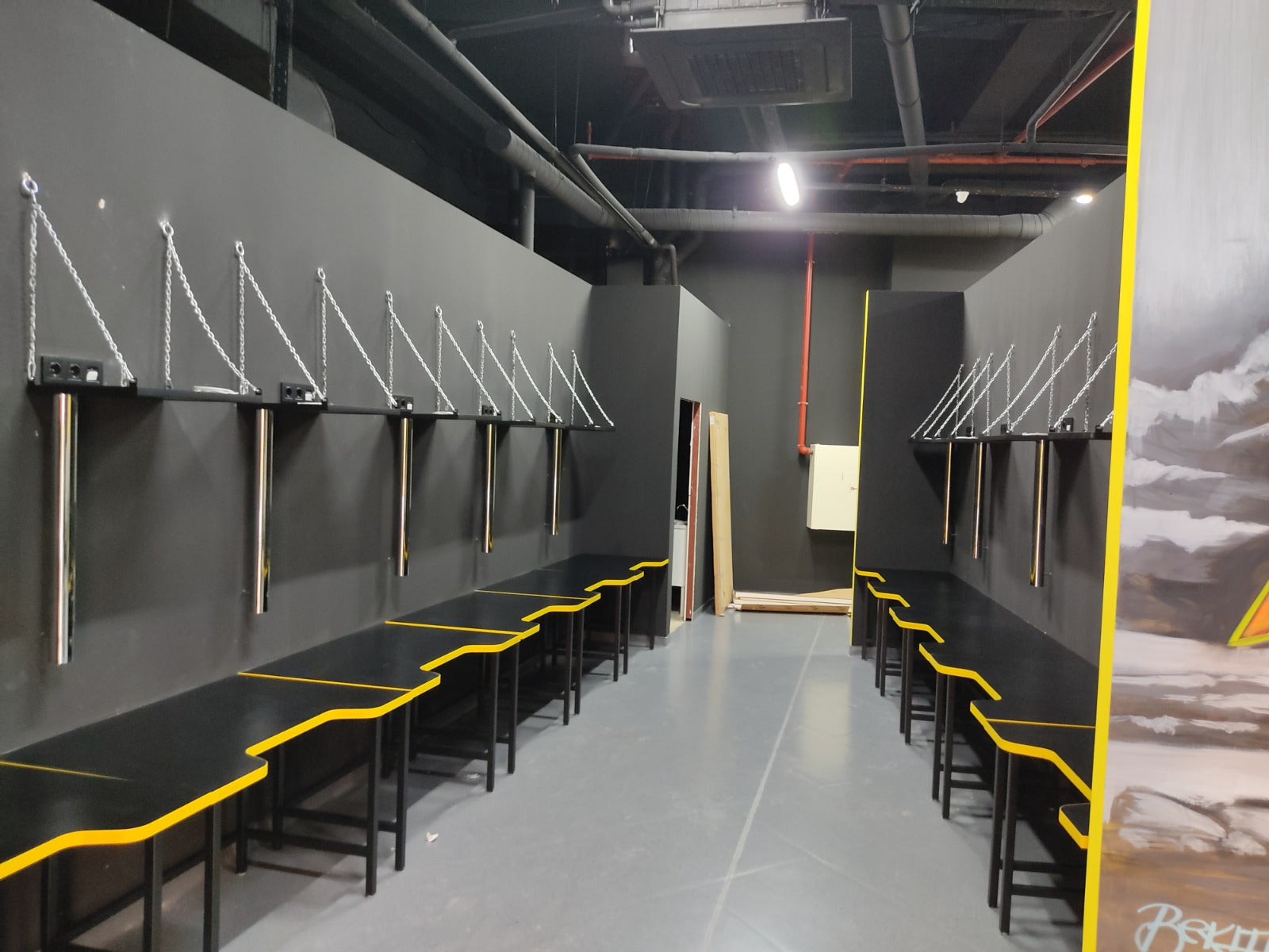 Colizeum Gaming Desks and Gaming Furniture