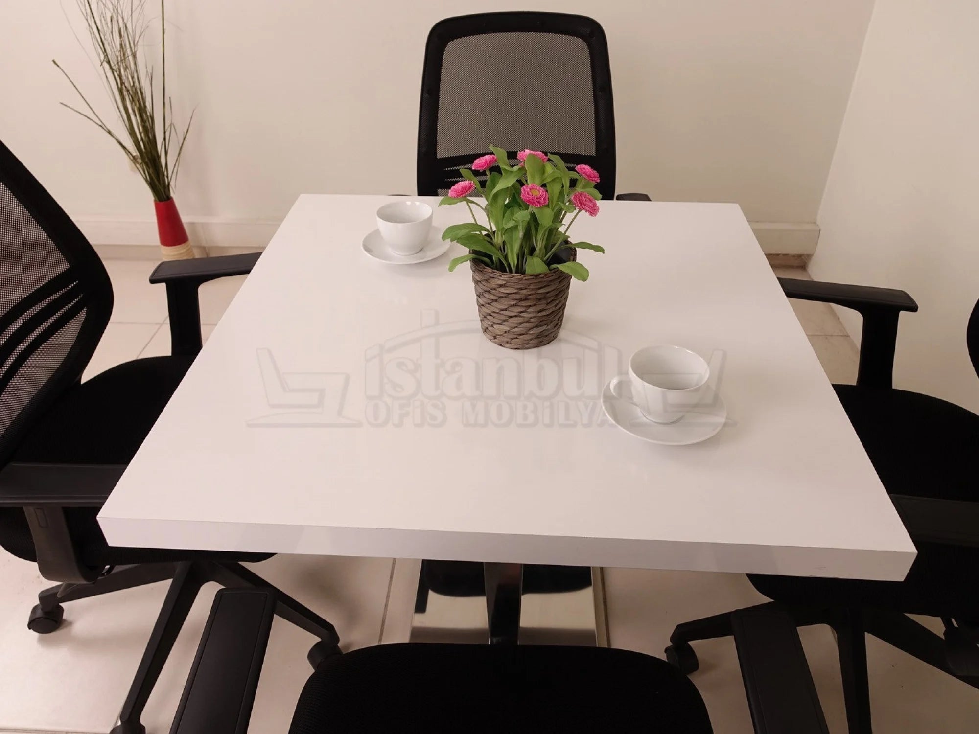 Kare Toplantı Masası Viyana ISTANBUL-TSI