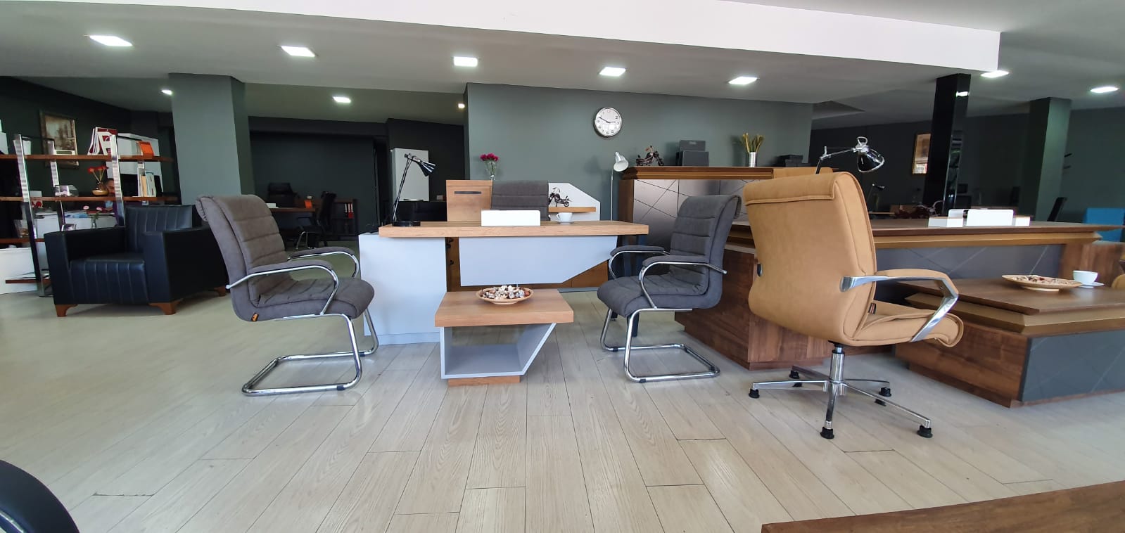 Ofis Masası Uzay ISTANBUL-TSI