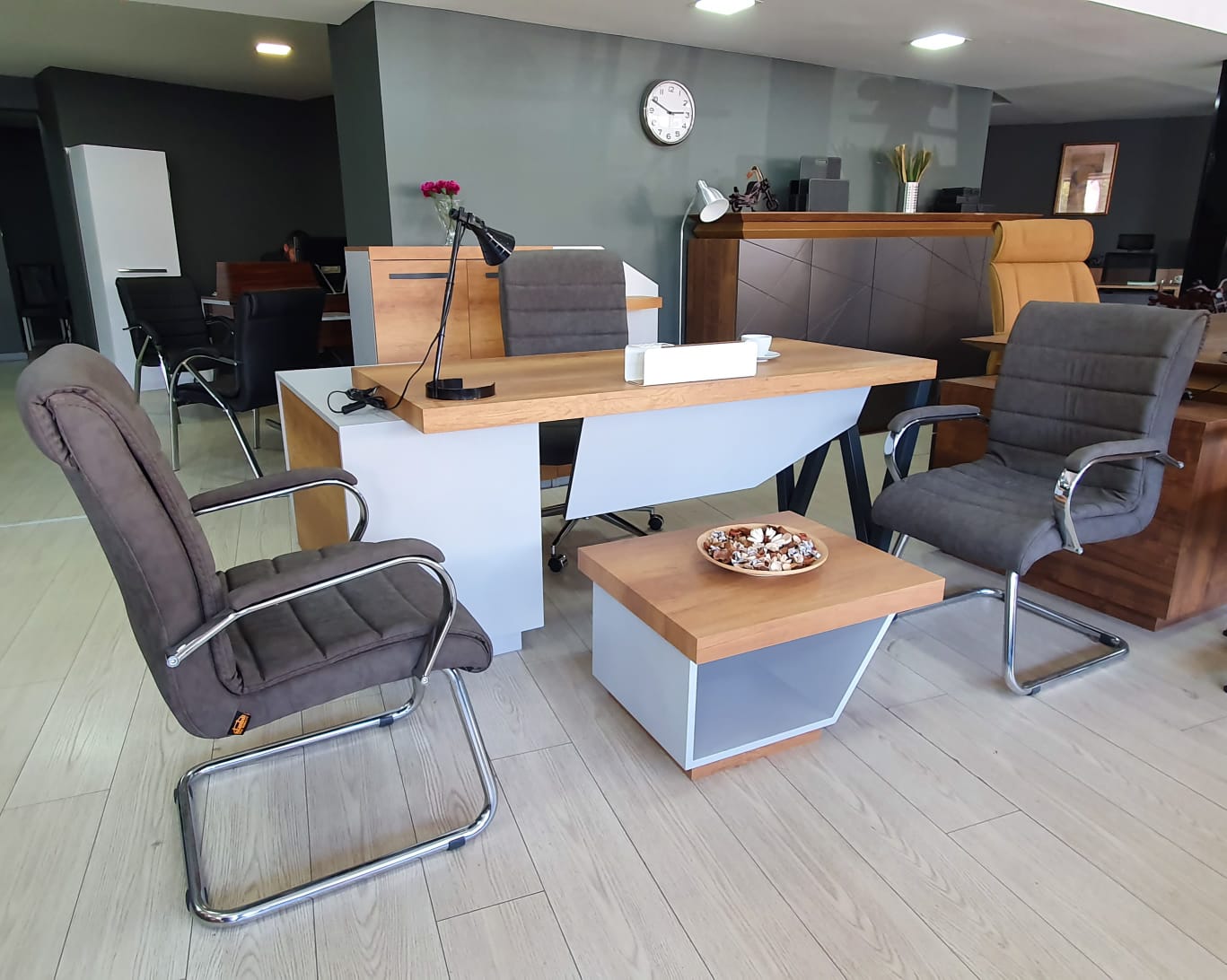 Ofis Masası Uzay ISTANBUL-TSI