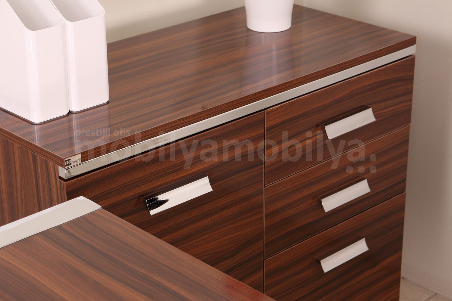 Istanbul Office Staff Desk Set Valante Walnut MDF