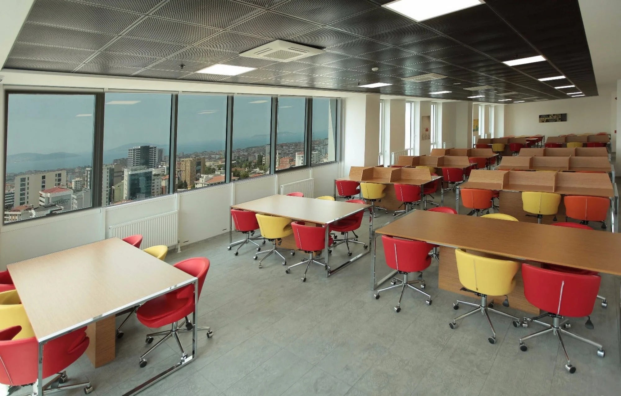 Şenyuva Anadolu Kız Öğrenci Yurdu İstanbul Ofis Mobilya