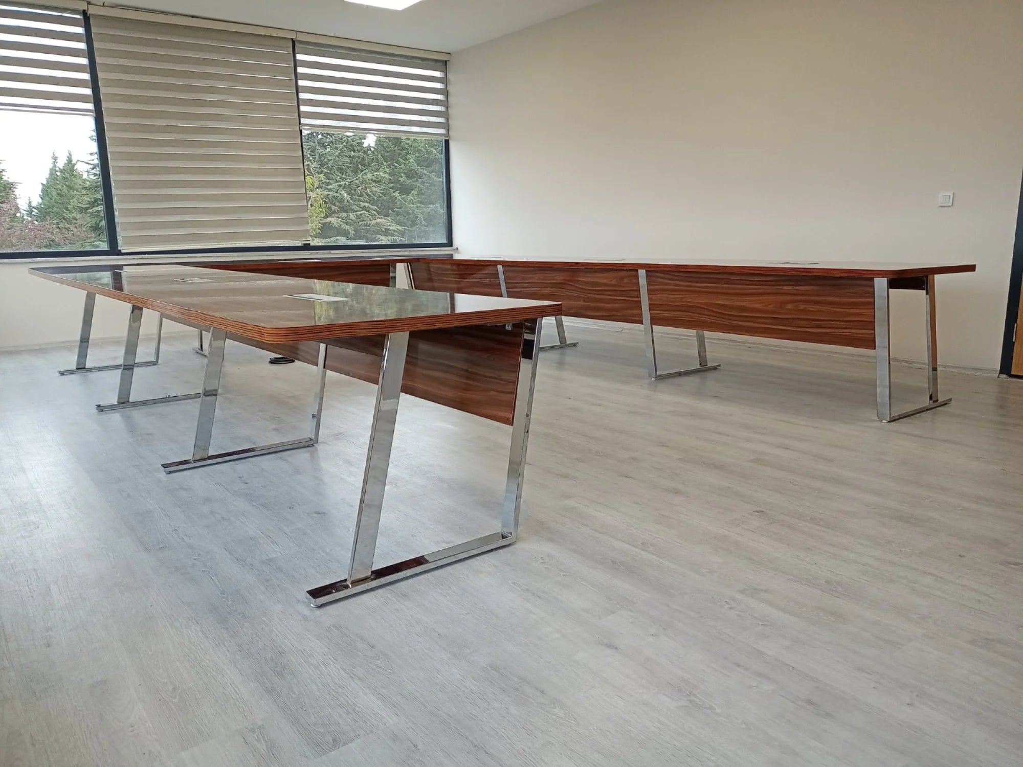 U Toplantı Masası , Ayarlanabilir Ön ISTANBUL